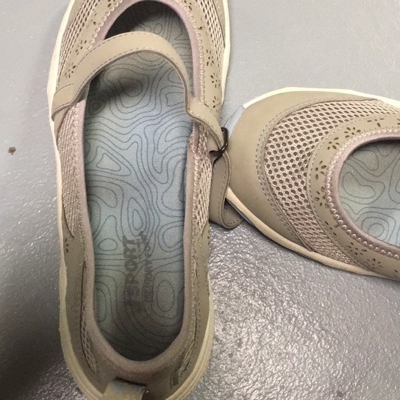 Memory foam sport shoes - Picture 2 of 3